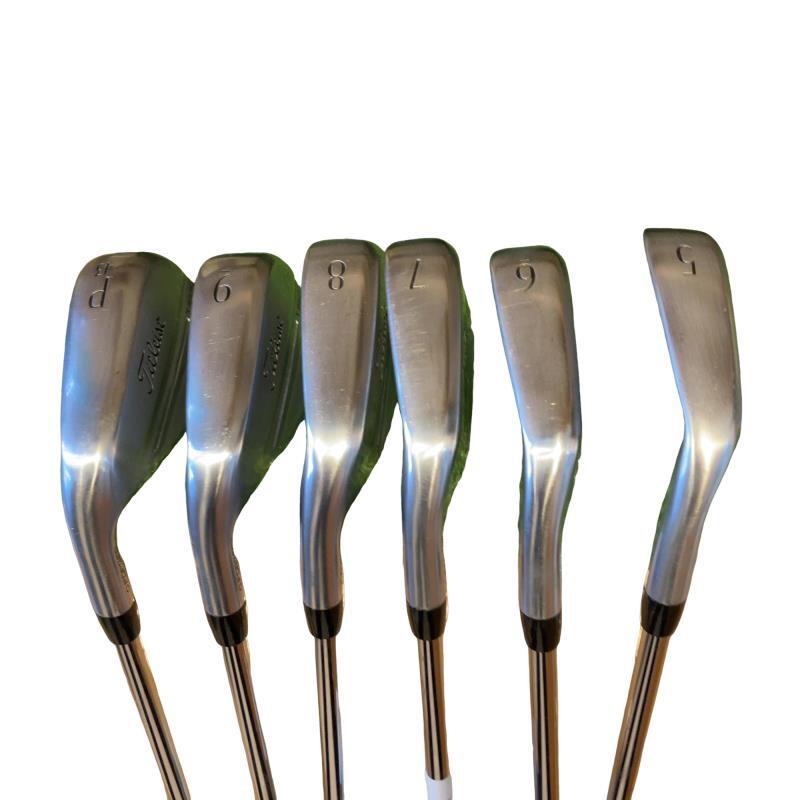 Titleist T350 (2025) Iron Set, 6 to 9 plus PW and 48°, 6 Clubs, Dynamic Gold 95 S200 Stiff Flex, Left-Handed, view 4