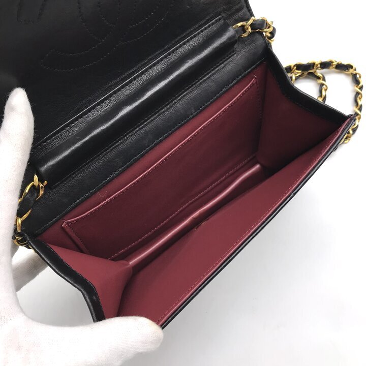 Vintage Chanel Mini Matelassé 19 Black Lambskin Flap Bag, Gold-Tone CC and Chain Shoulder Strap, photograph 3 of 10