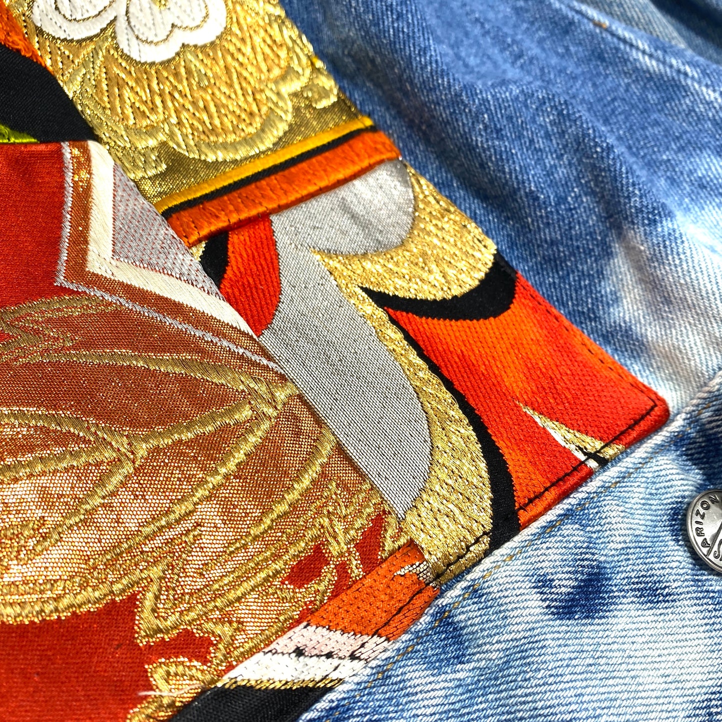 Wagara Remake Bespoke Japanese Japan Vintage Levi's Handmade Custom One and Only One Cote Mer Upcycle Sustainable Street Fashion Embroidered Embroidery Kimono Obi Boro Patchwork x Bleached Denim Jacket ( Size : S )