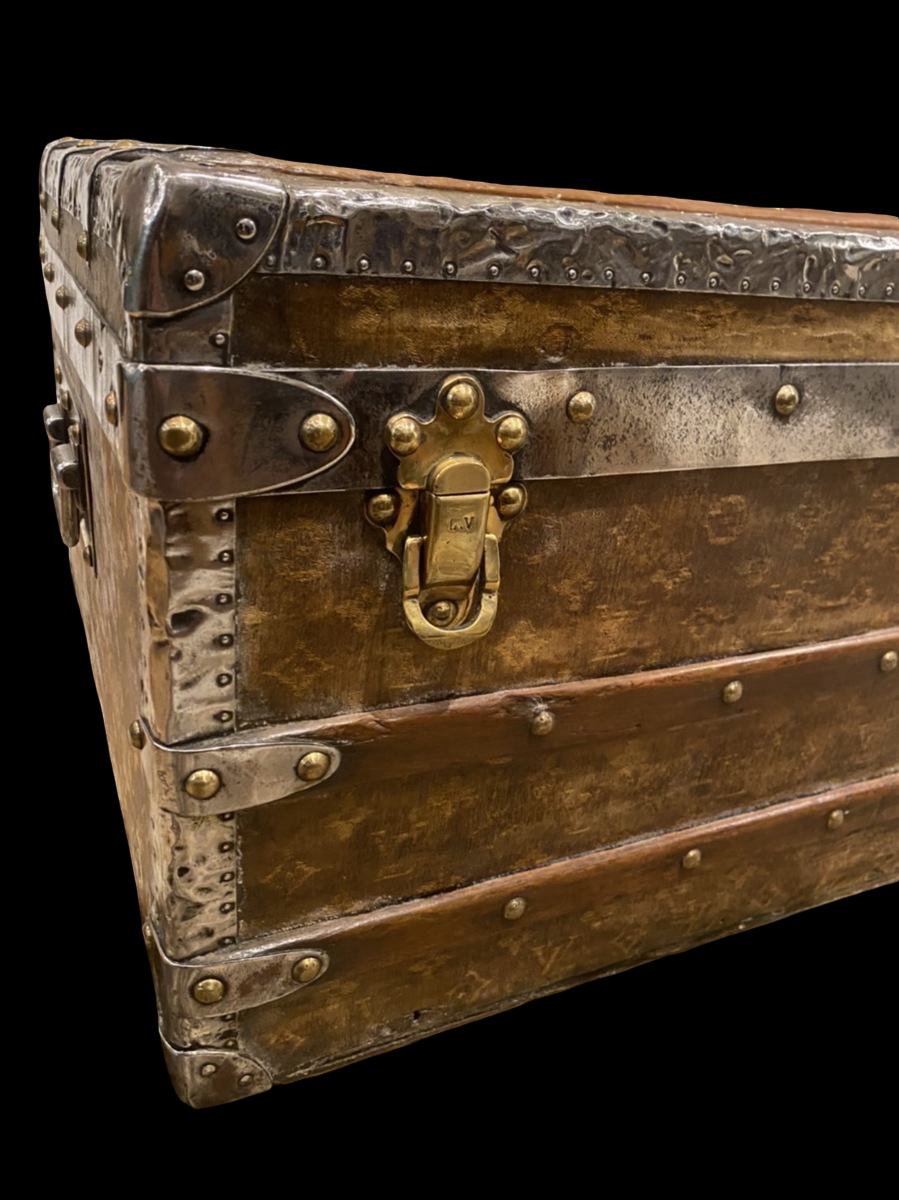Louis Vuitton Monogram footlocker trunk, attributed 1896, view 3 of 10