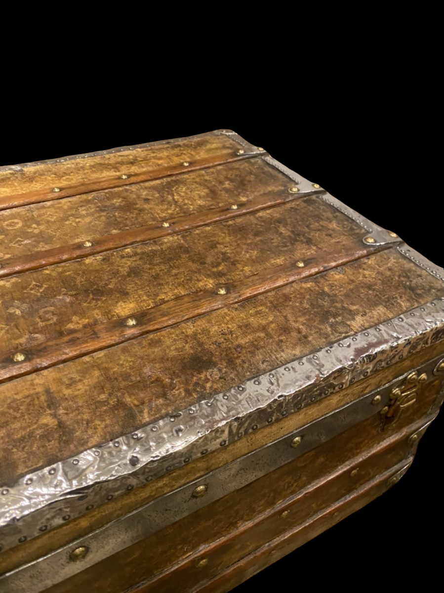 Louis Vuitton Monogram footlocker trunk, attributed 1896, view 6 of 10