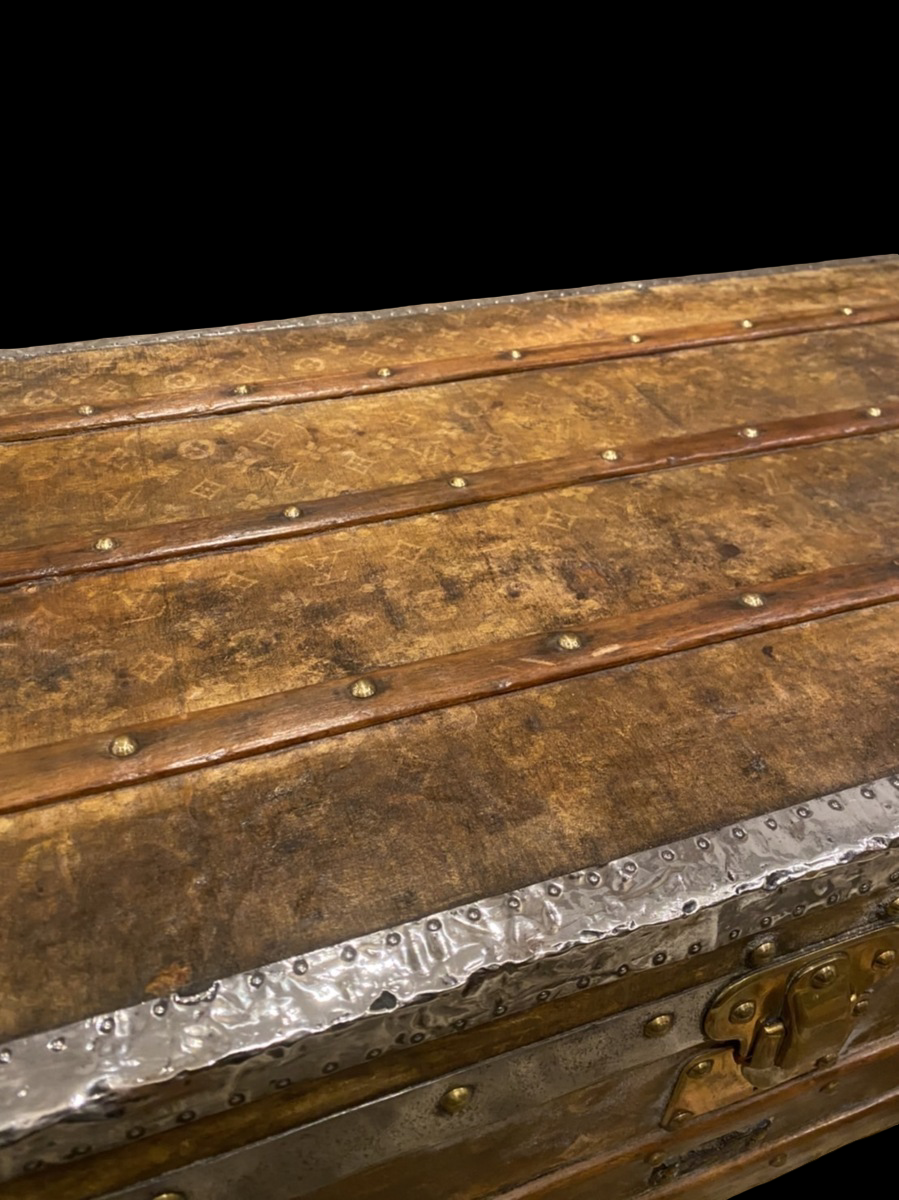 Louis Vuitton Monogram footlocker trunk, attributed 1896, view 8 of 10