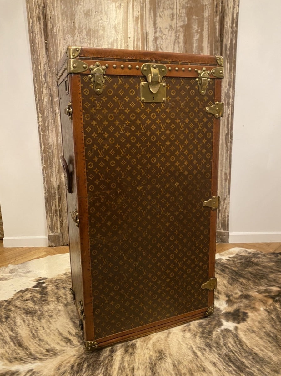 Louis Vuitton Monogram Wardrobe Trunk No. 160990, 1930s France, Fitted Drawers & Two-Level Tray, 115 cm
