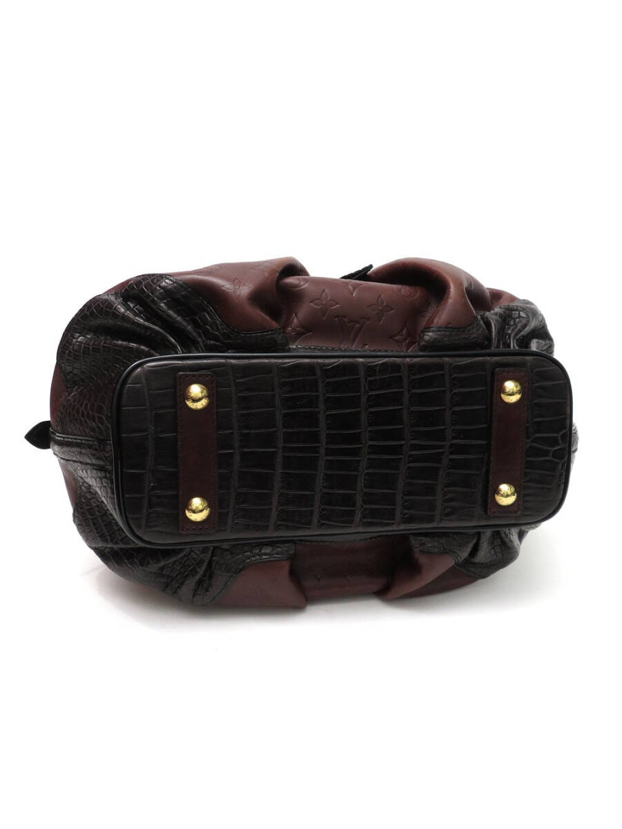 Louis Vuitton Les Extraordinaires City Steamer in moka and alligator, view 4 of 10