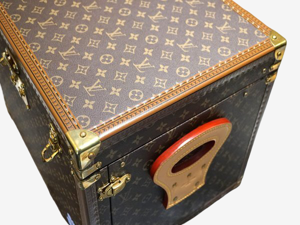 Louis Vuitton Monogram jewelry case trunk, view 4 of 10