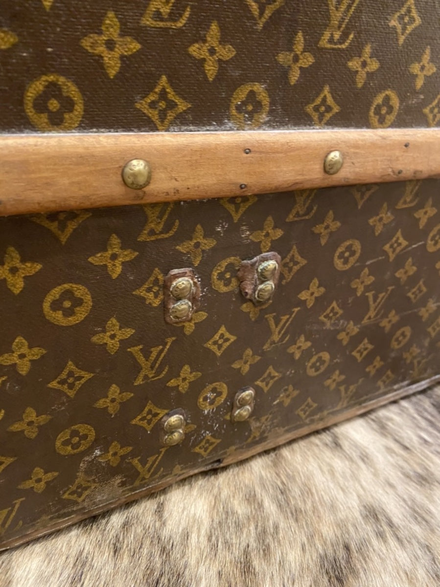 Louis Vuitton 1920s Monogram shoe trunk, view 7 of 10
