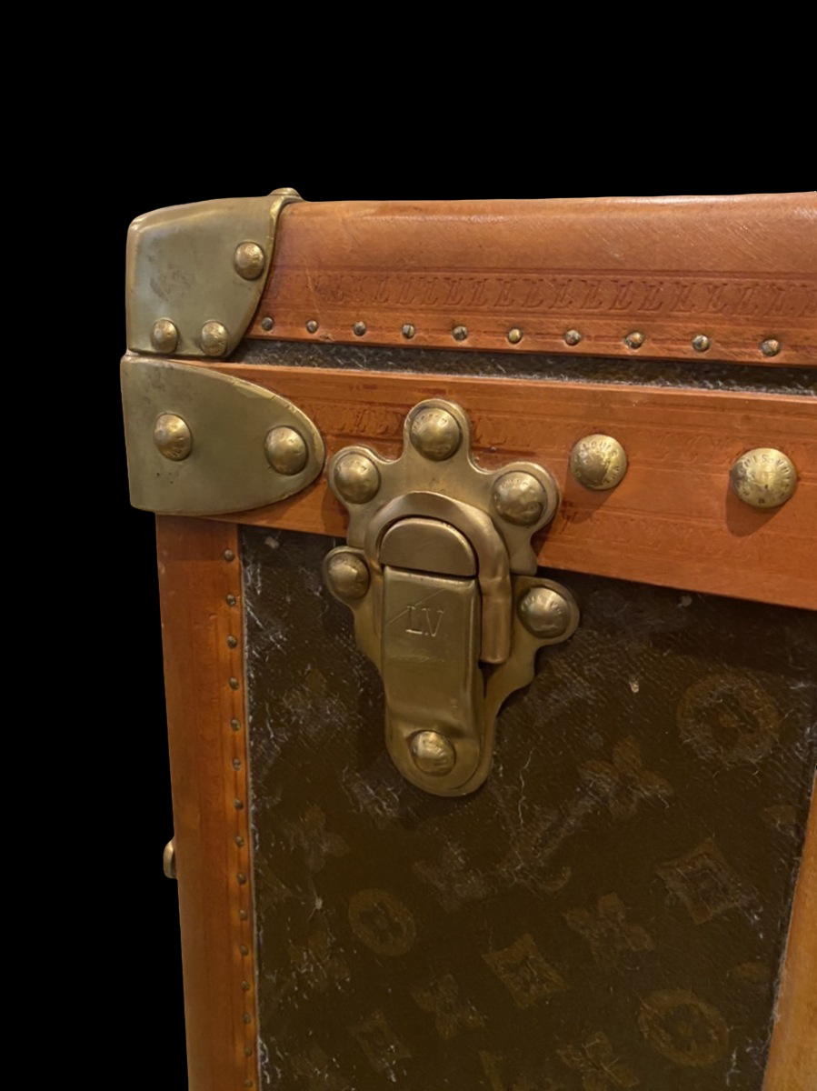 Louis Vuitton circa 1930 Monogram dresser trunk, view 6 of 10