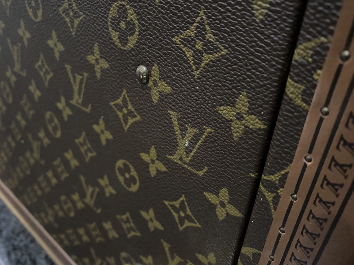 Louis Vuitton Secretaire Linge M11010 wardrobe trunk, view 10 of 10