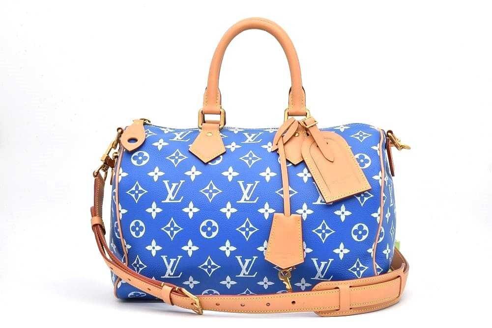 Louis Vuitton Speedy P9 Bandoulière 30 in blue, view 2 of 9