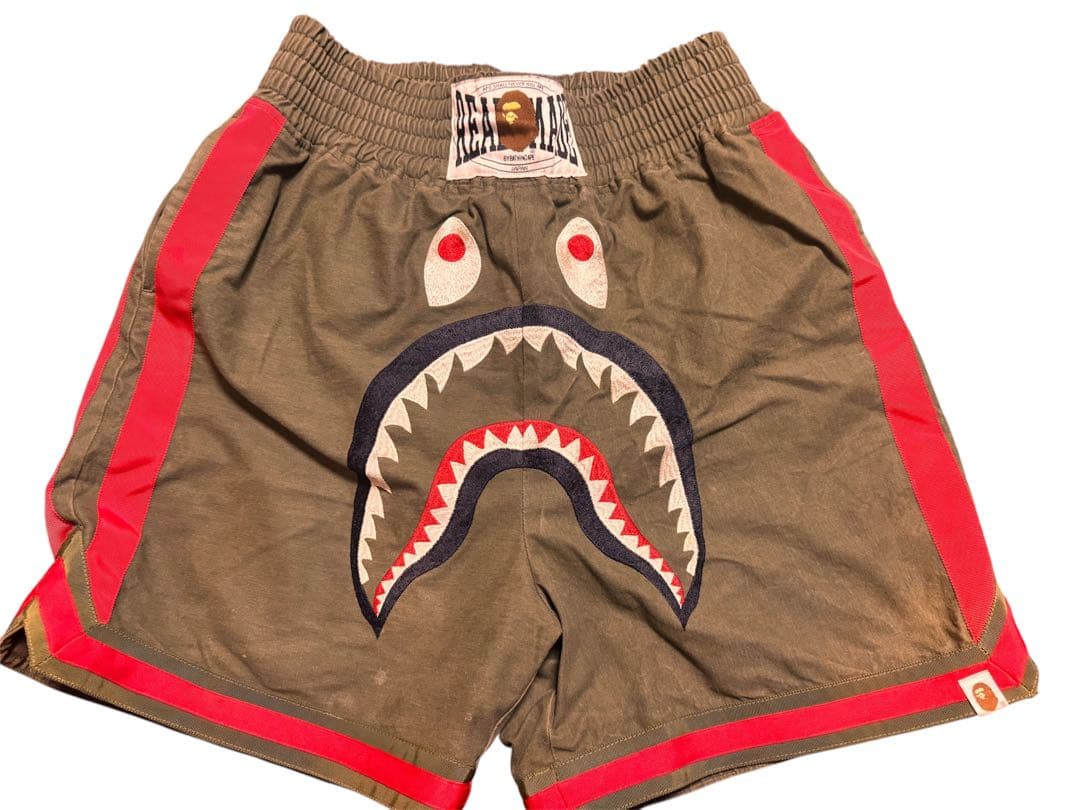READYMADE × A BATHING APE Shark Shorts with Tiger Patch and Chenille WGM, view 1