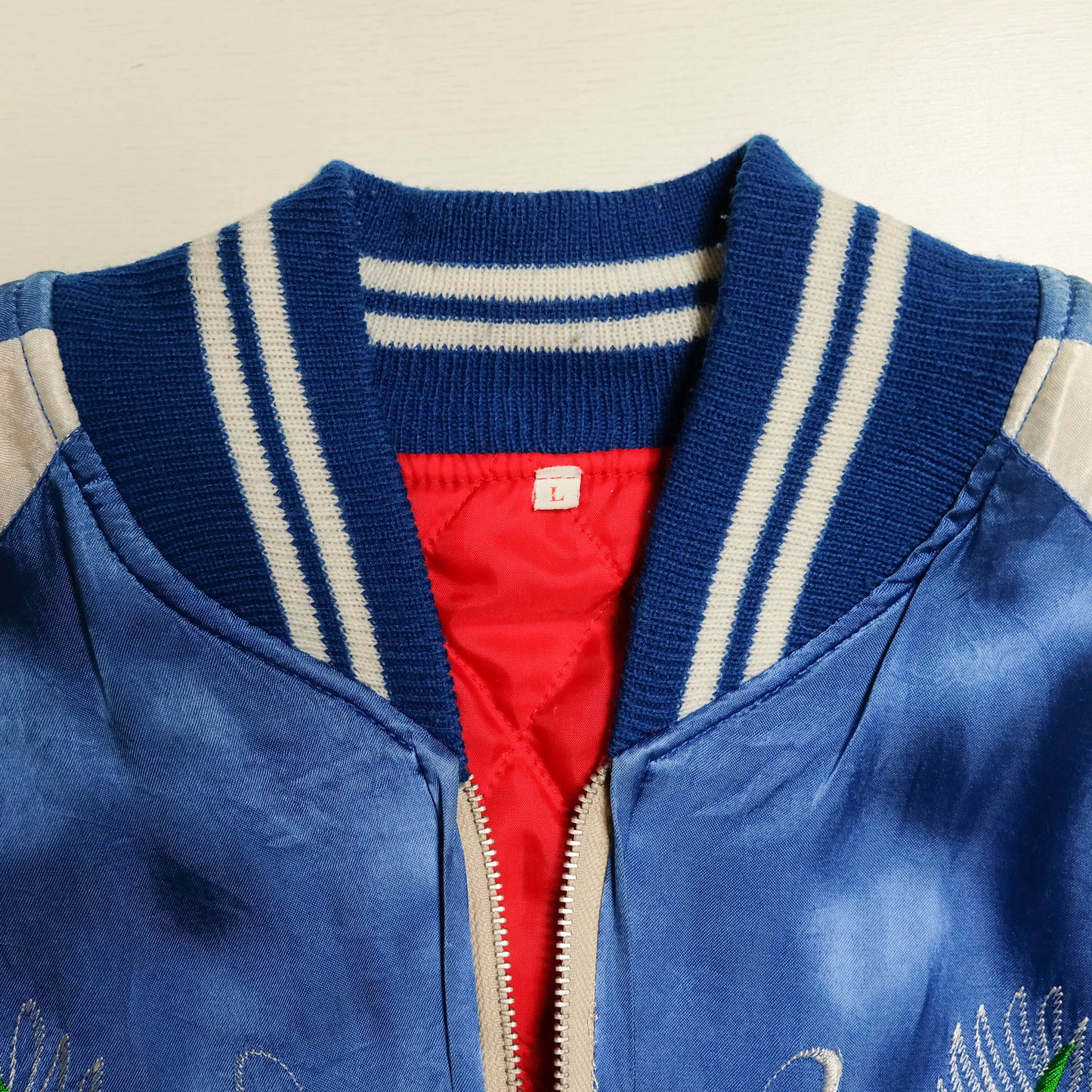 Vintage Japan Sukajan Dragon Mount Fuji Blue White Embroidered Souvenir Jacket Size L Padded Satin Bomber