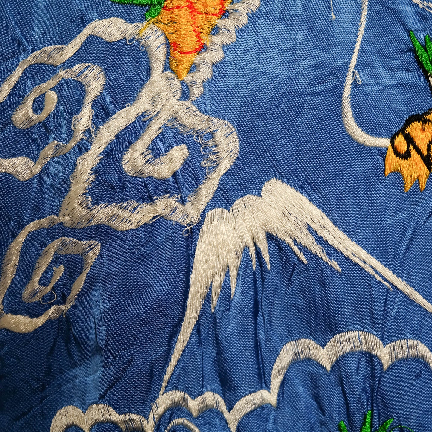 Vintage Japan Sukajan Dragon Mount Fuji Blue White Embroidered Souvenir Jacket Size L Padded Satin Bomber