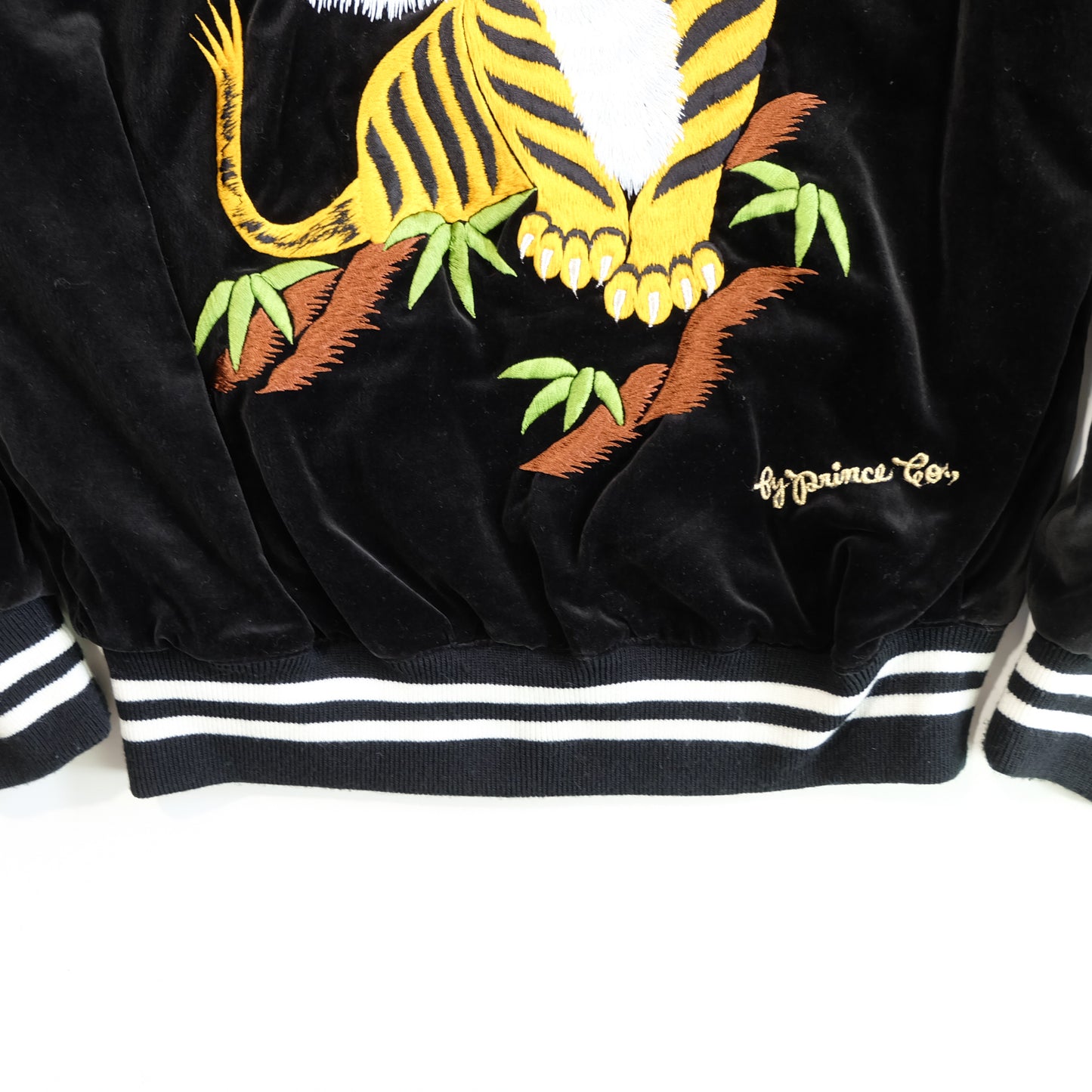 Prince Shokai Vintage Japanese Street Wear Fashion YOKOSUKA JUMPER Black Velvet Tiger Sukajan Bomber Yakuza Gangsta Y2K Souvenir Tour Jacket