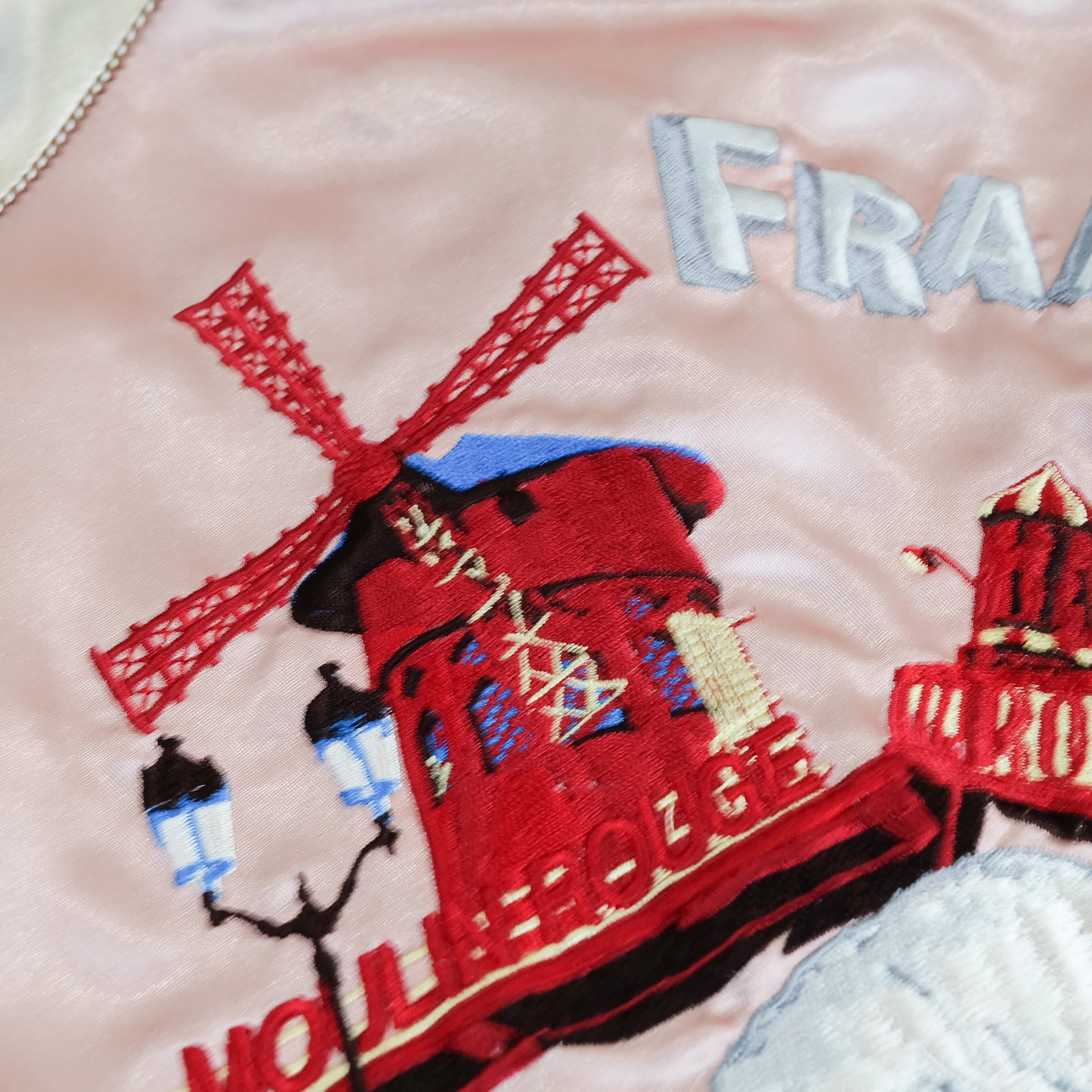 KAWAII Chic Cute Vintage Sukajan Souvenir Jacket France Moulin Rouge Poodle Embroidery Pink Satin Reversible Bomber Japan Souvenir Style S