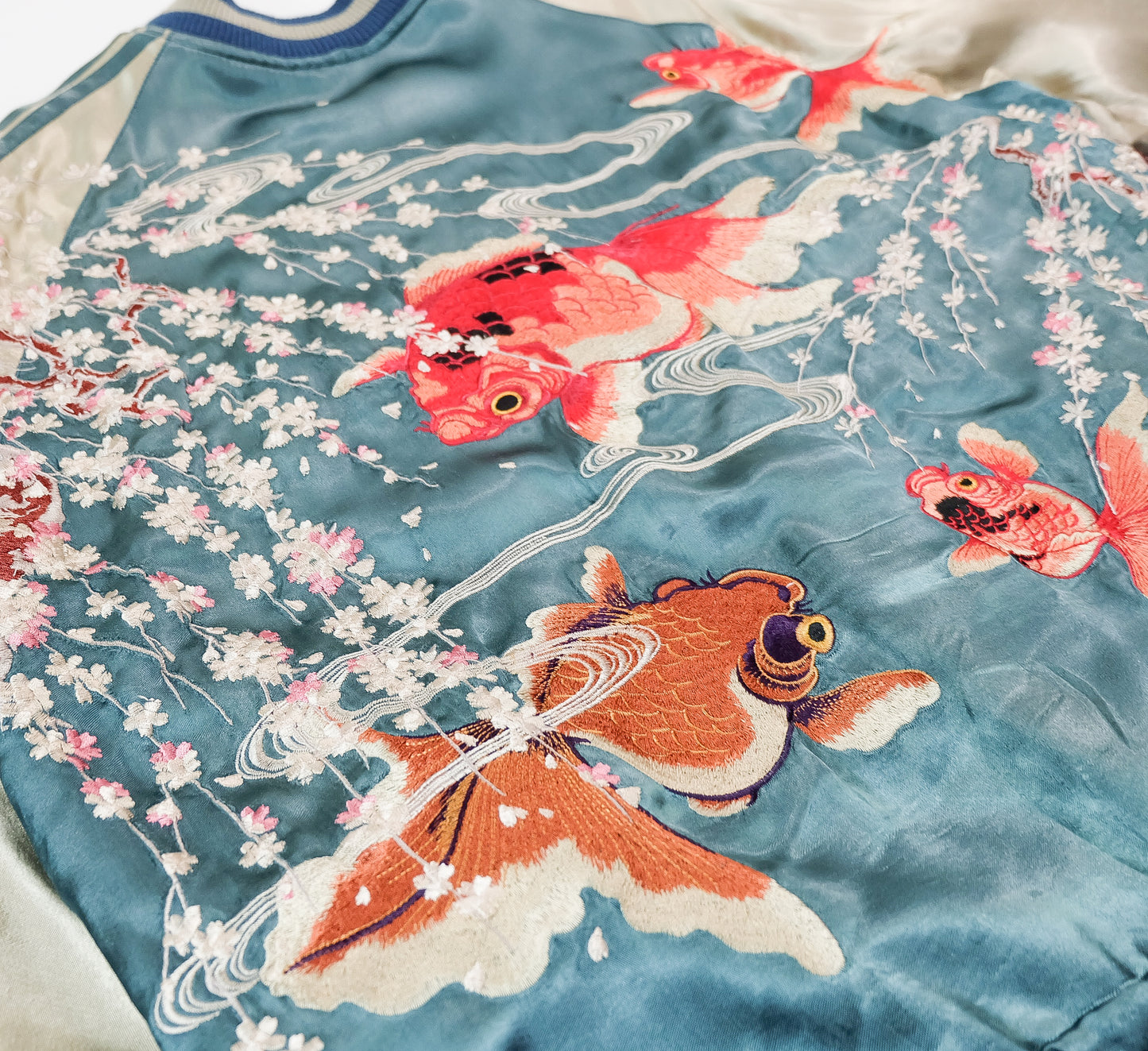 Cute Chic Japanese Japan Kingyo Gold Fish Sakura Cherry Blossoms Flowers Tattoo Art Design Embroidered Embroidery Reversible Sukajan Souvenir Sukajum Skajum Tattoo Art Design Yokosuka Jumper Bomber Jacket ( Size : L )