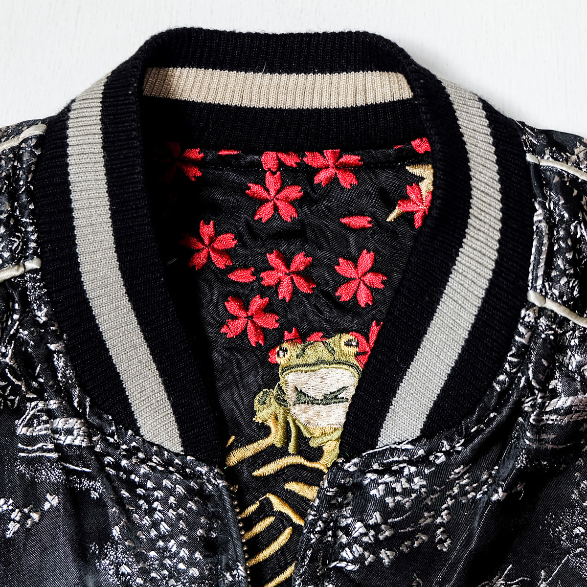 Rare San Maruichi Frog Sukajan Jacket L-XL Reversible Kaeru Moon Sakura Momiji Japanese Embroidered Souvenir Bomber