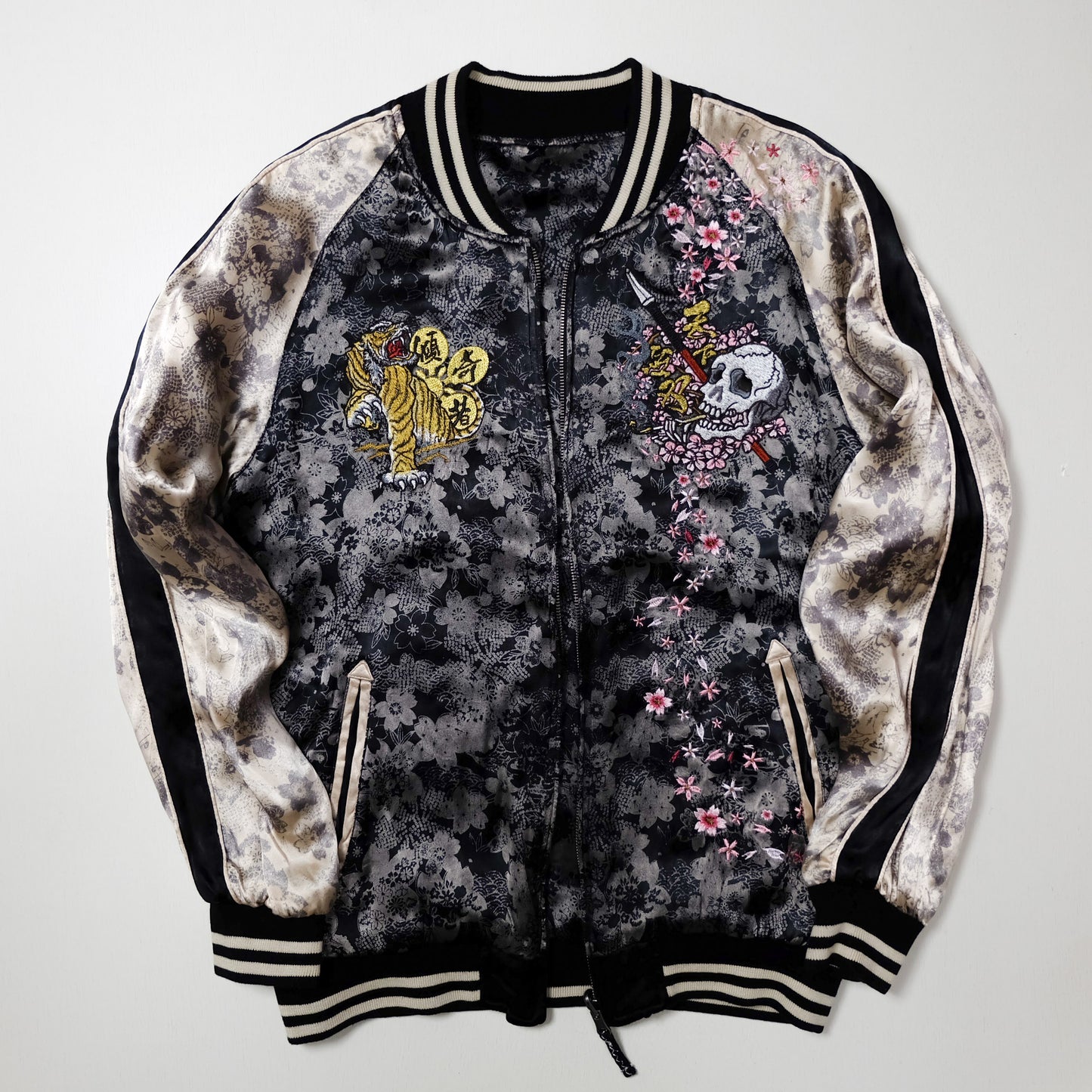 DOPE MAXIMALIST Miyabi Musubi Sukajan Jacket Zenbu Samurai Musha Warrior & Sakura Cherry Blossoms Tattoo Embroidery | Souvenir Jacket Japan