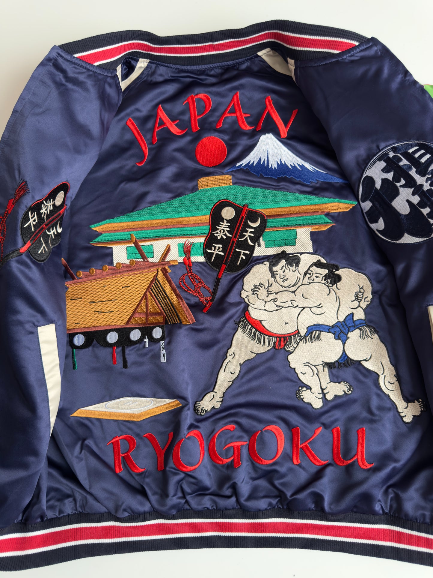 Reversible Ryogoku Sumo Wrestler Sukajan Jacket Japan Mt Fuji Embroidered Japanese Souvenir Bomber Navy Ivory L-XL