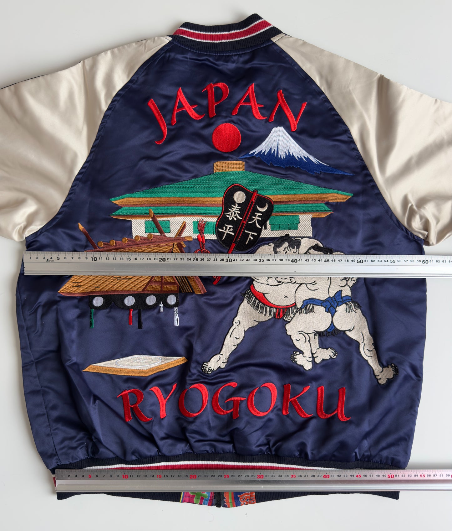 Reversible Ryogoku Sumo Wrestler Sukajan Jacket Japan Mt Fuji Embroidered Japanese Souvenir Bomber Navy Ivory L-XL