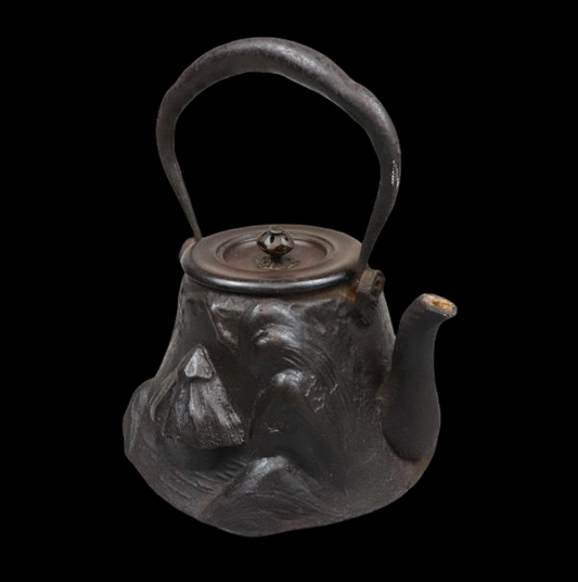 Antique Japanese Iron Tetsubin Dragon Mountain Tea Kettle — Sculptural Cast Iron Chagama, Meiji–Taisho Era Tea Ceremony Vessel