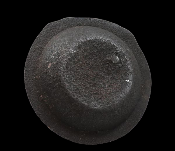 Antique Japanese Iron Tetsubin Dragon Mountain Tea Kettle — Sculptural Cast Iron Chagama, Meiji–Taisho Era Tea Ceremony Vessel