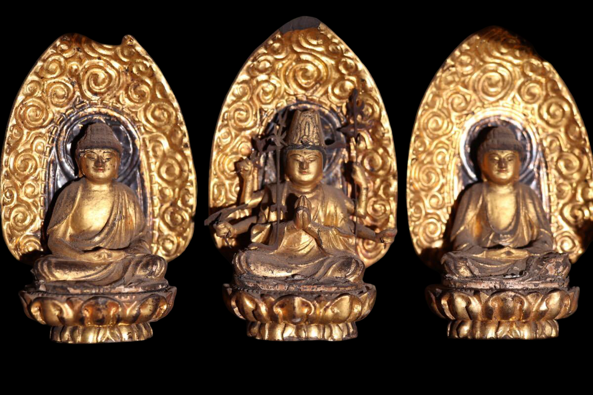 Antique EDO Japanese Zushi Shrine Cabinet w/ Gilt Triad & Carved Relief Pantheon — 36cm Wood Carving, Temple Art Display