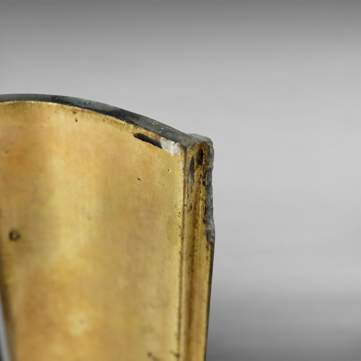 Edo-Period Gilt Zushi Shrine with Bronze Reliquary (Goritō) — Four Heavenly Kings Imagery