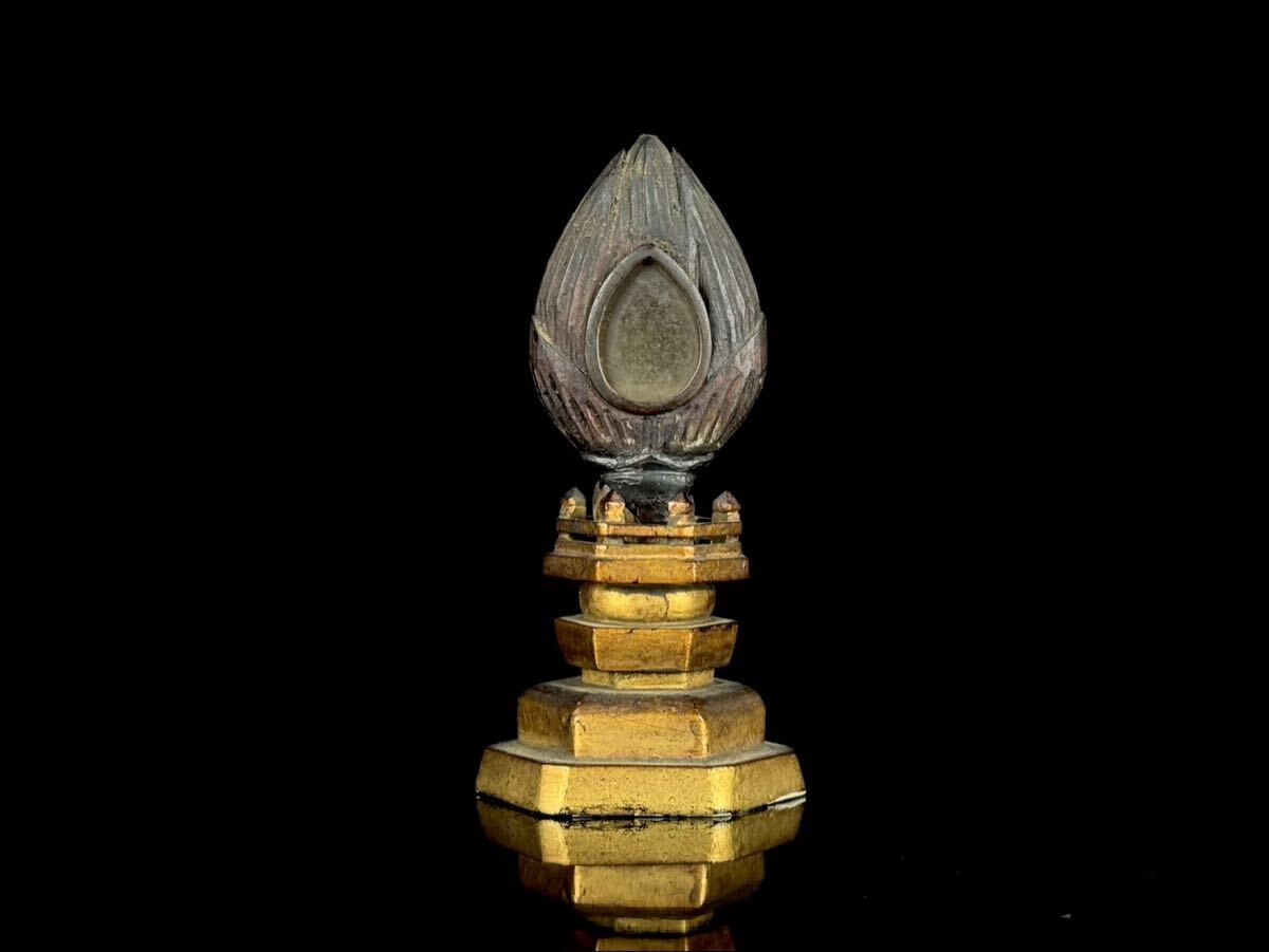 Edo-Period Wooden Goritō Reliquary — Lotus-Form Buddhist Devotional Object