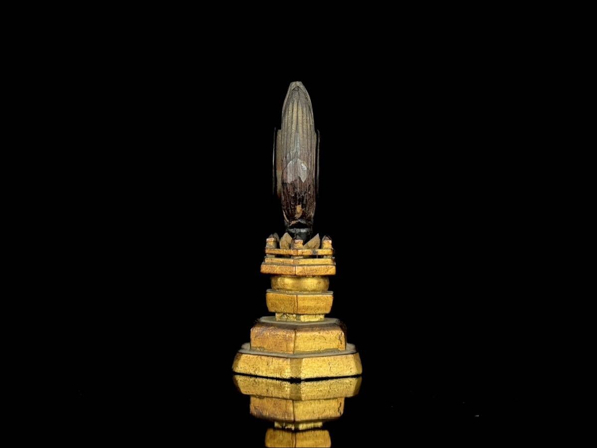 Edo-Period Wooden Goritō Reliquary — Lotus-Form Buddhist Devotional Object