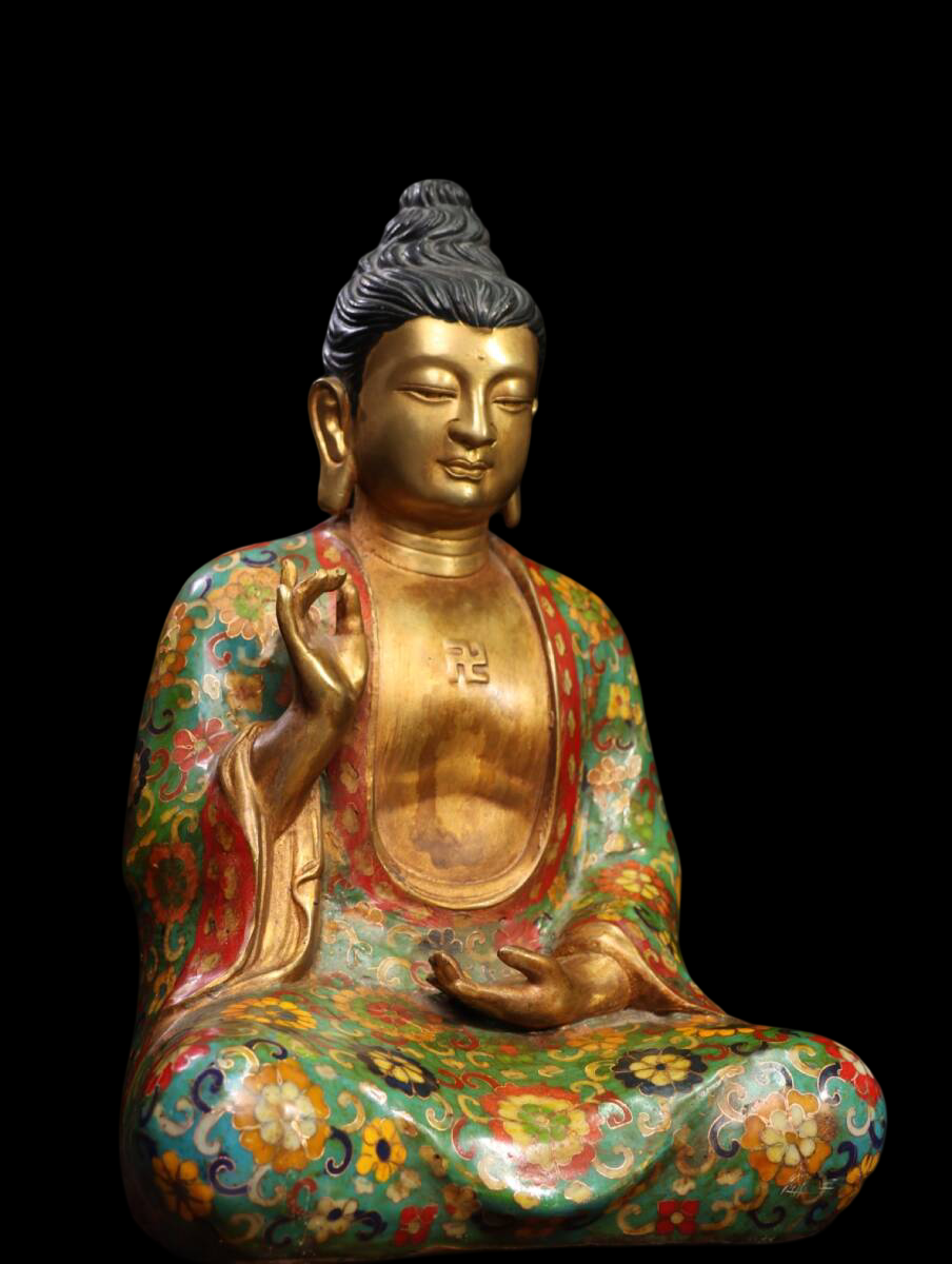 Cloisonné-Enamel Shakyamuni Buddha — Gilt Face, Floral Robe, Qing-Style Jingtai-Lan on Copper, 32 cm Seated Figure (Chinese Origin, Offered from Japan)